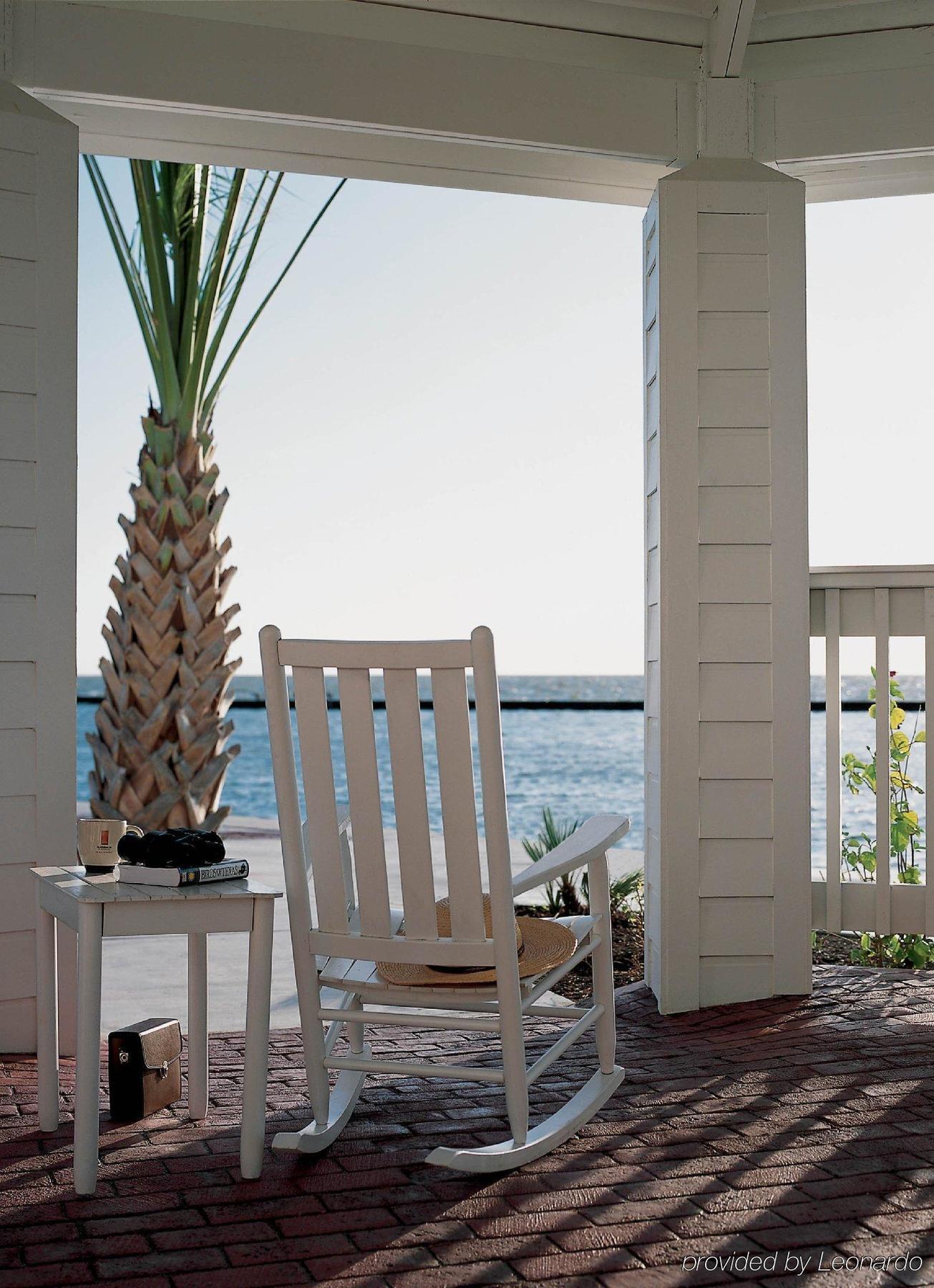 Lighthouse Inn At Aransas Bay Рокпорт Удобства фото